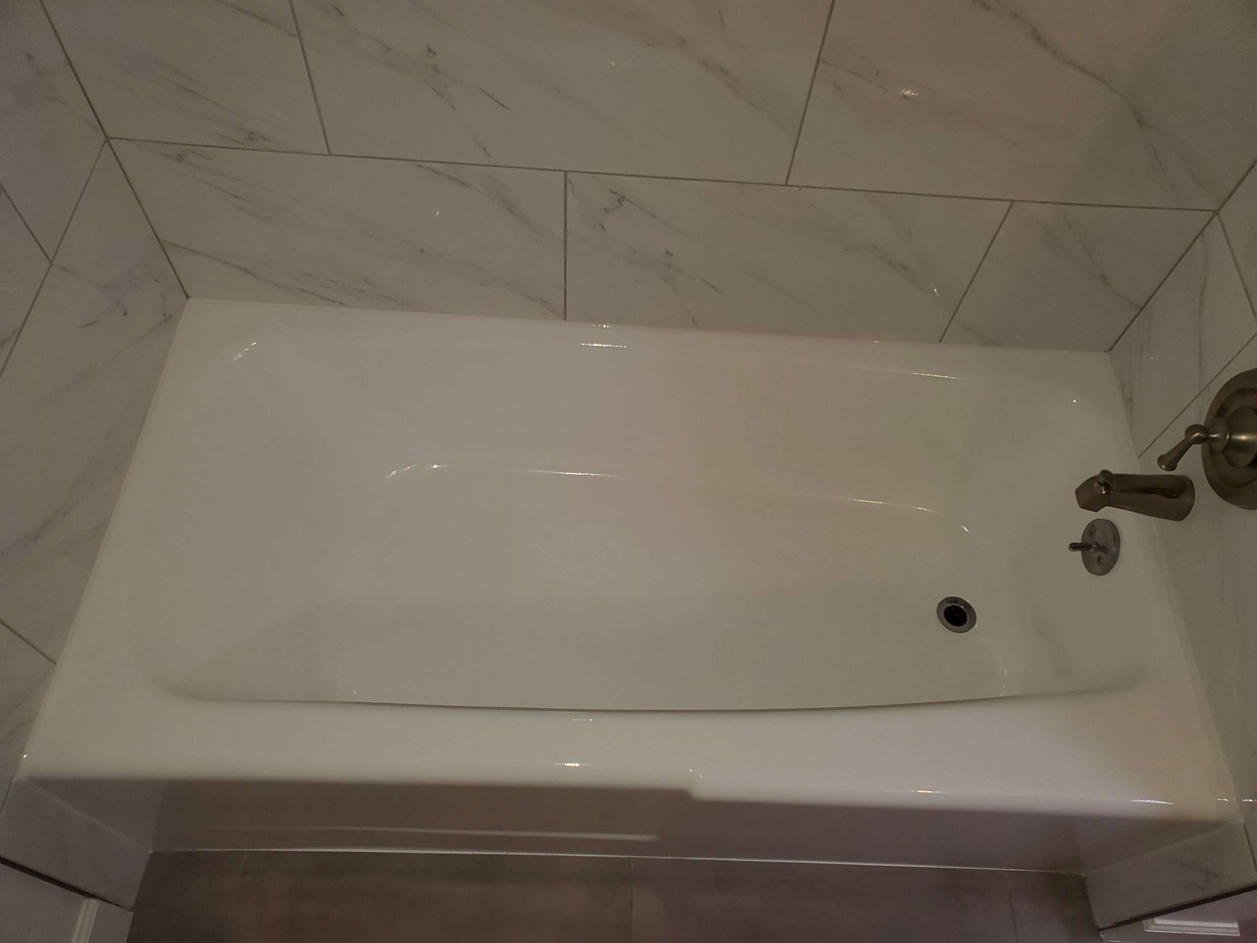 Porcelain Tub 11 | 24hour Bath Inc.